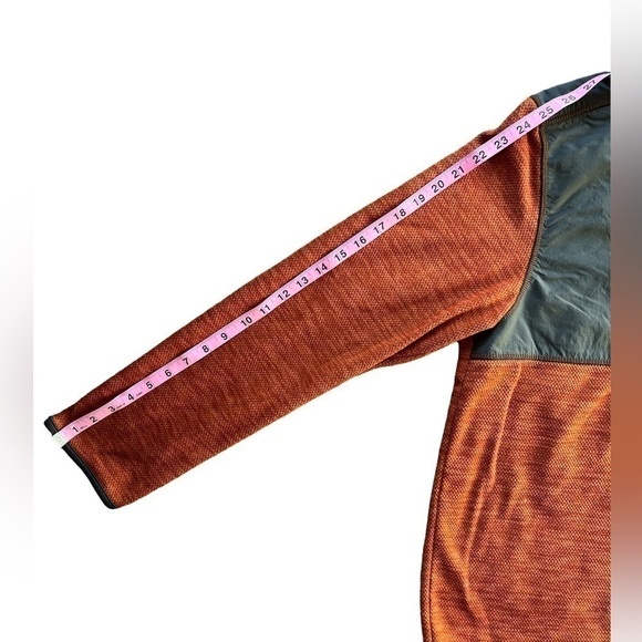 G. H. Bass & Co.| Pullover Jacket size Large. - Picture 6 of 7